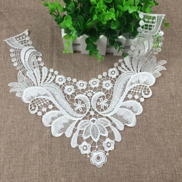 Marque Generique 2x Dentelle Blanche Venise Brodé Col Appliques Robe Accessoire Bricol… 3