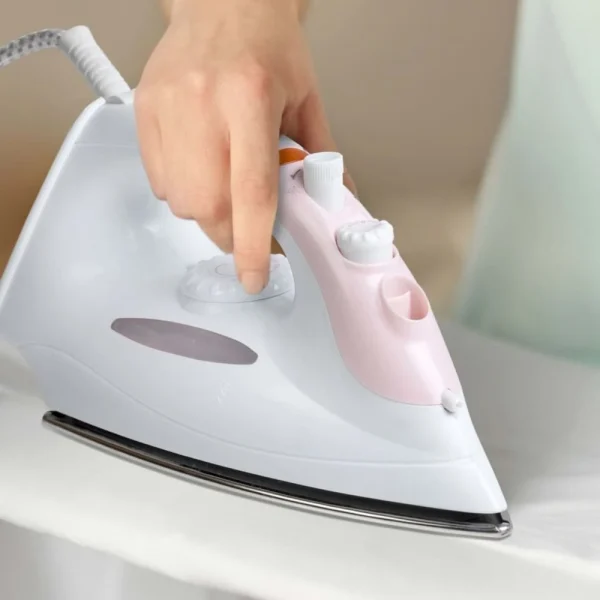 Bestron Fer à Repasser AEA6088P 1800 W Blanc Et Rose 5