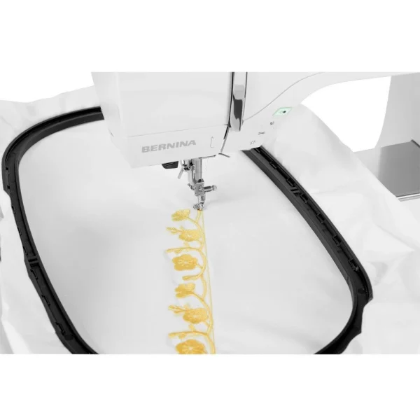 Machine à Broder BERNINA 700 Série 7 4