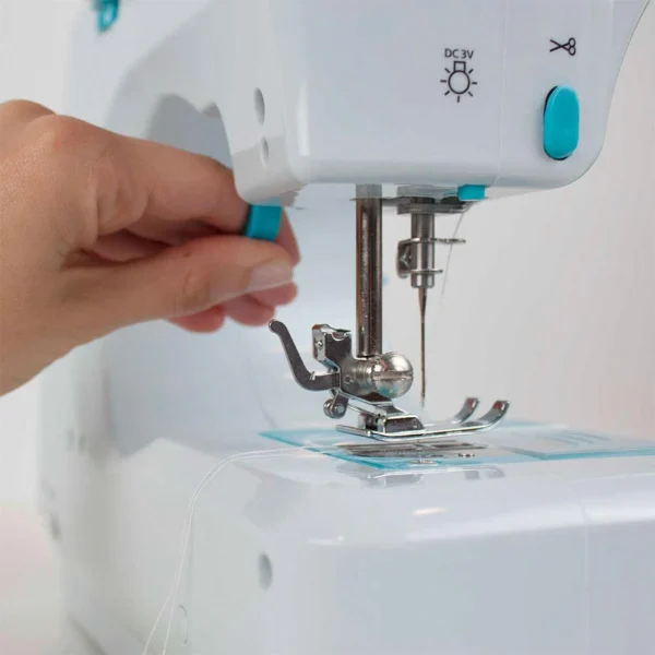 Prixton Machine à Coudre P110 – Portable – Bleu – 12 Points De Couture 3