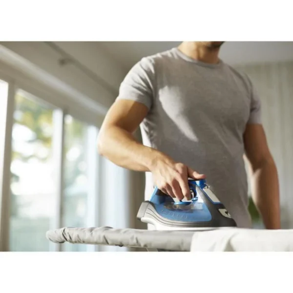 RUSSELL HOBBS 24650-56 – Fer Impact Iron 4